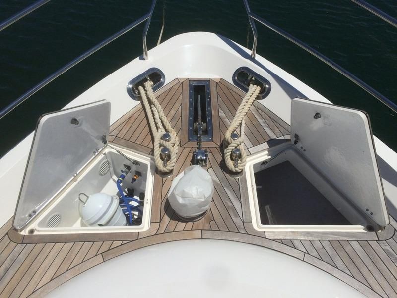 foto: 23 Princess 65 Fly