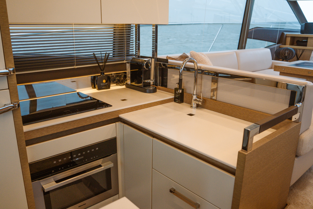 foto: 42 Prestige 520S 