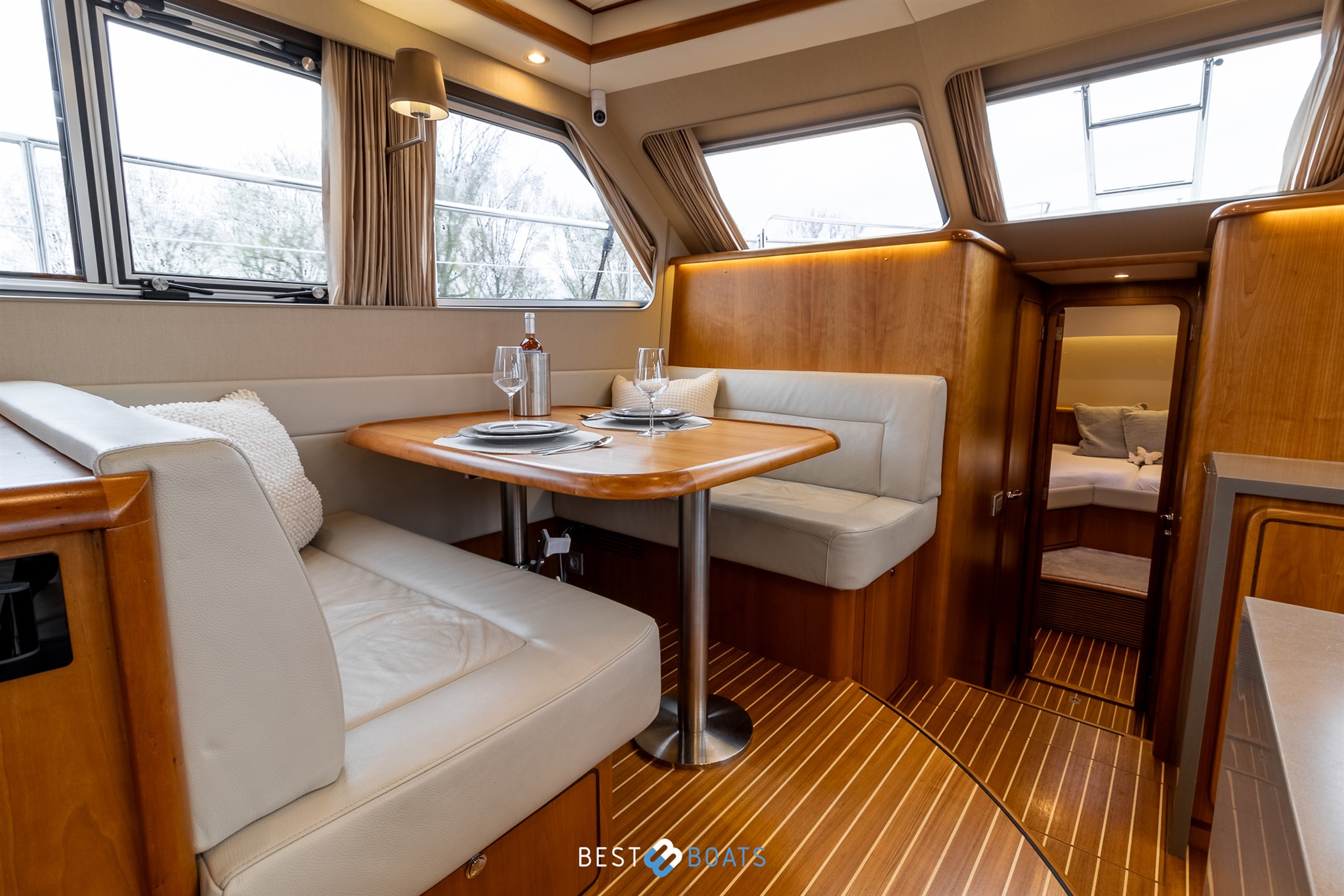 foto: 45 Linssen Grand Sturdy 500 AC Wheelhouse Long Top
