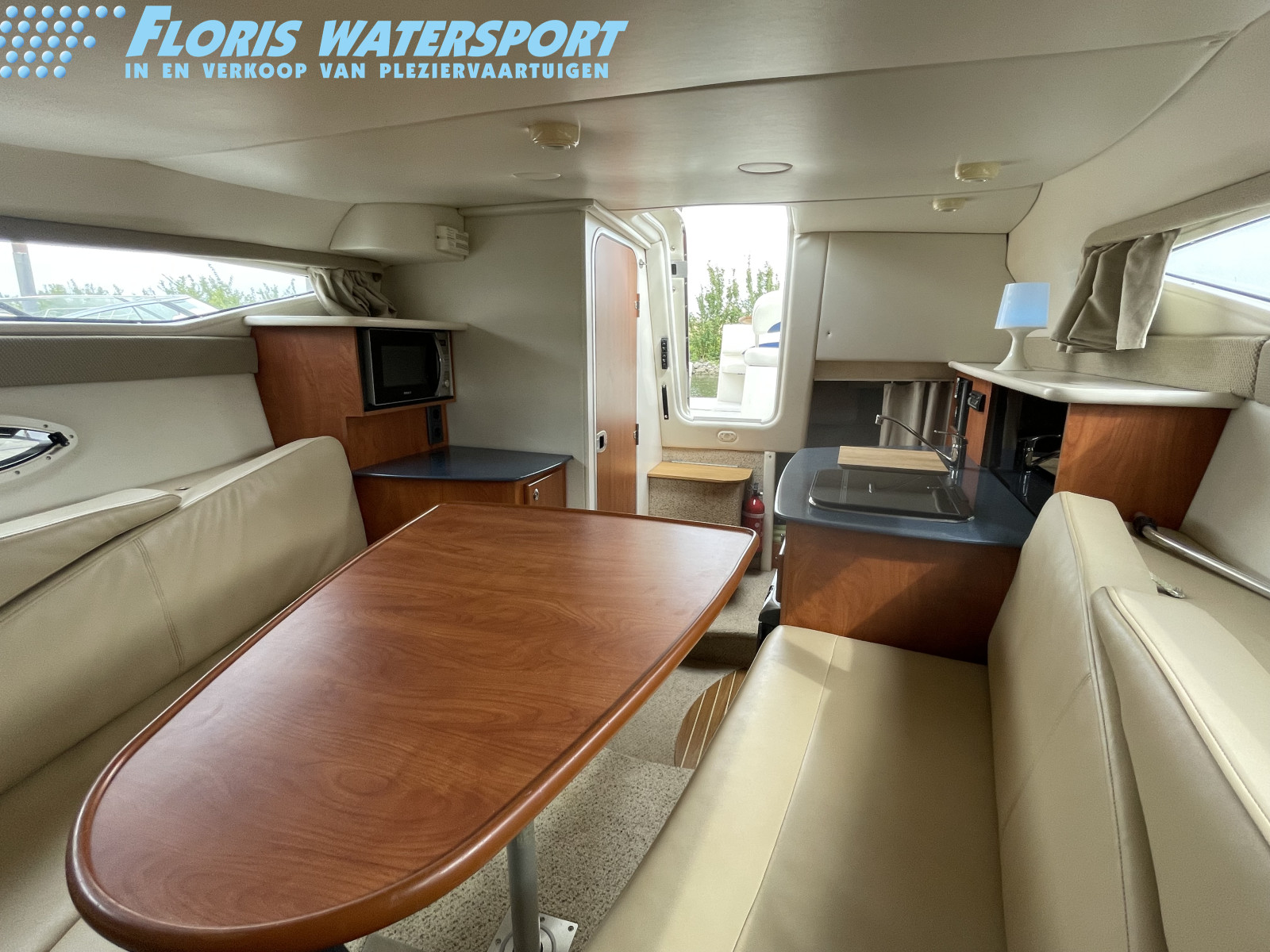 foto: 14 Bayliner  265