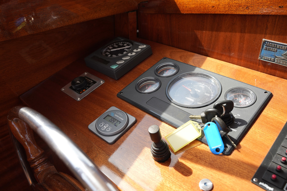 foto: 38 Dolman 970 AK