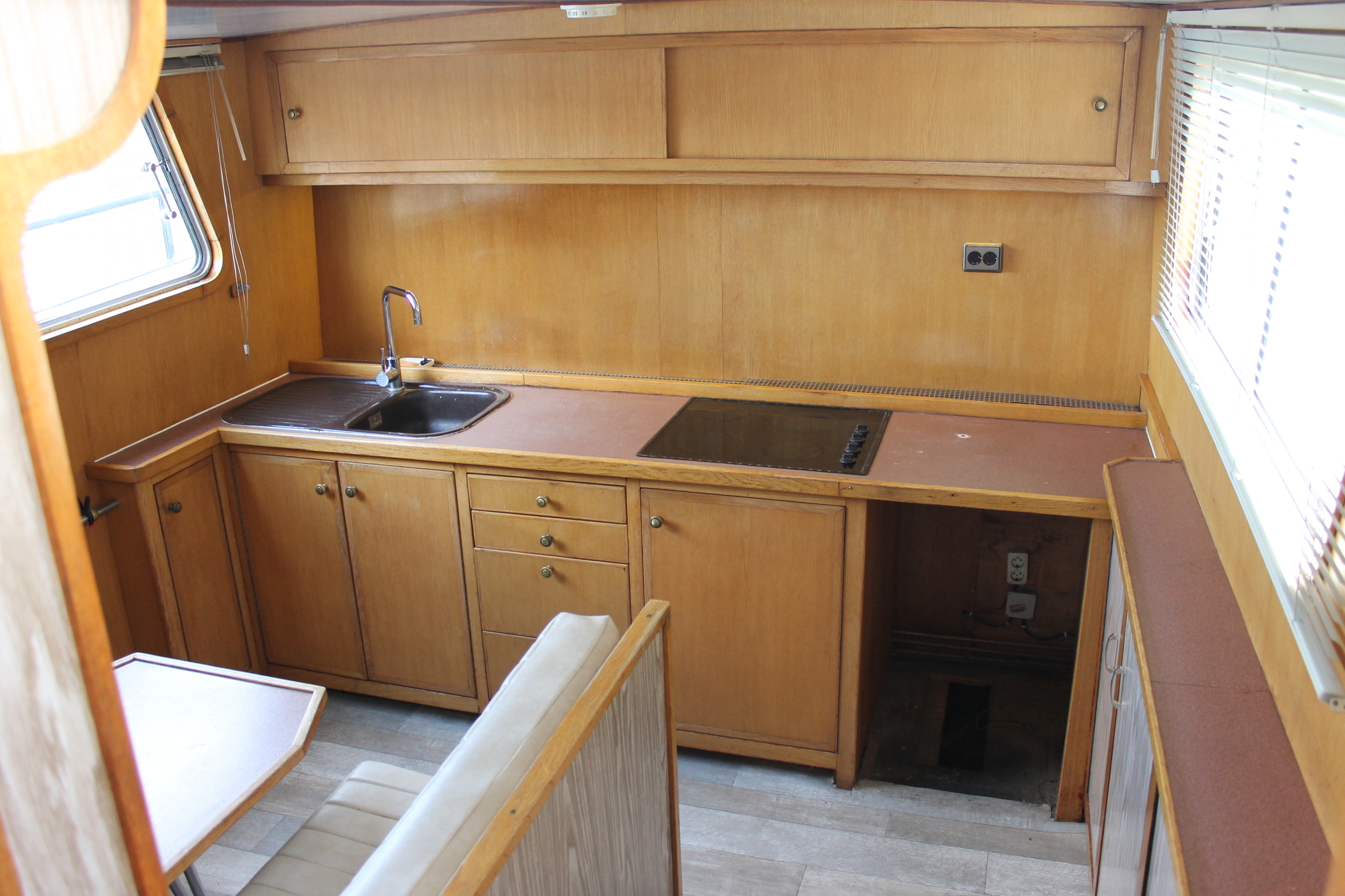 foto: 71 Tjalk Varend Woonschip 19.99