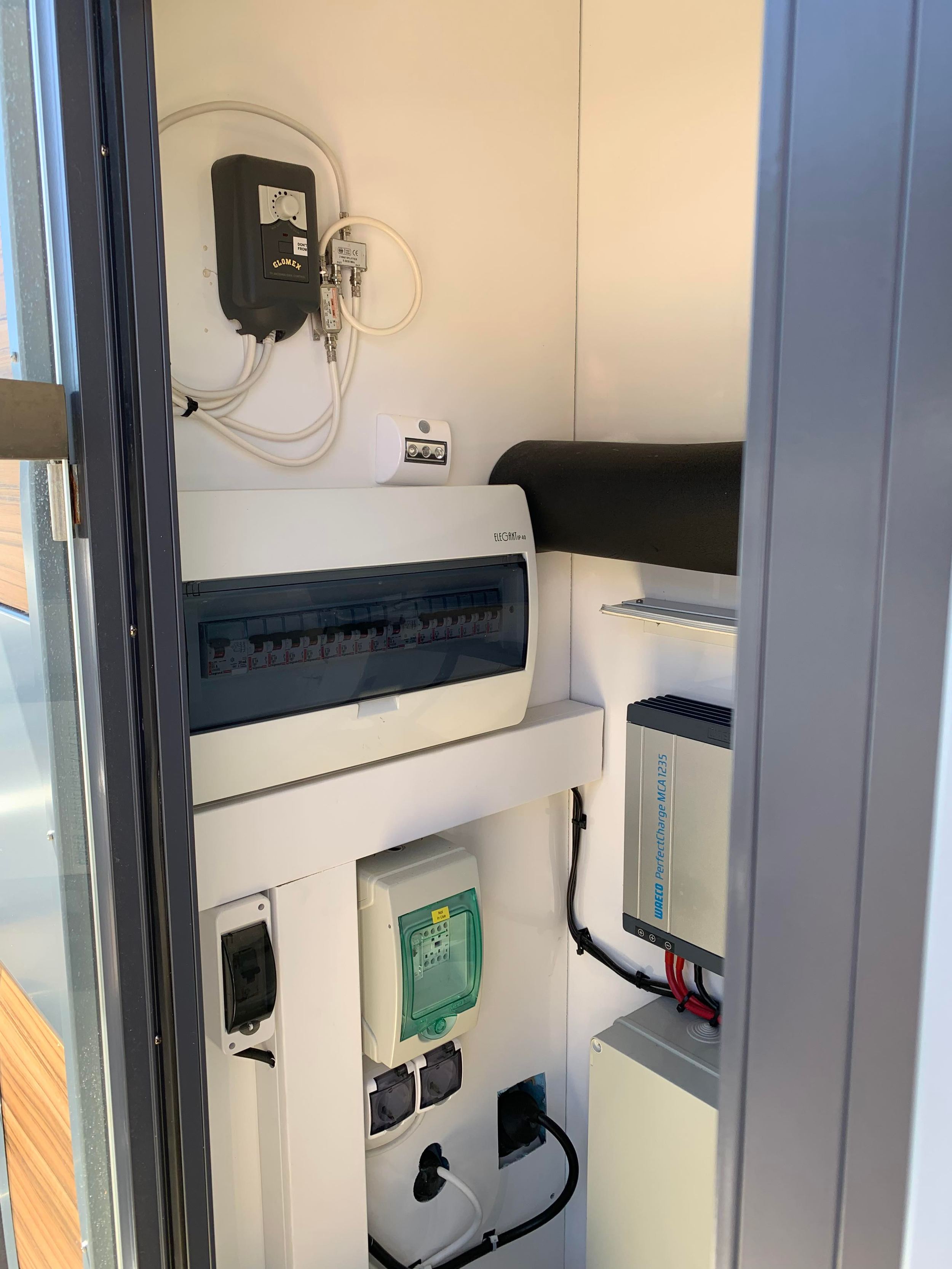 foto: 19 Waterbus Optima Houseboat