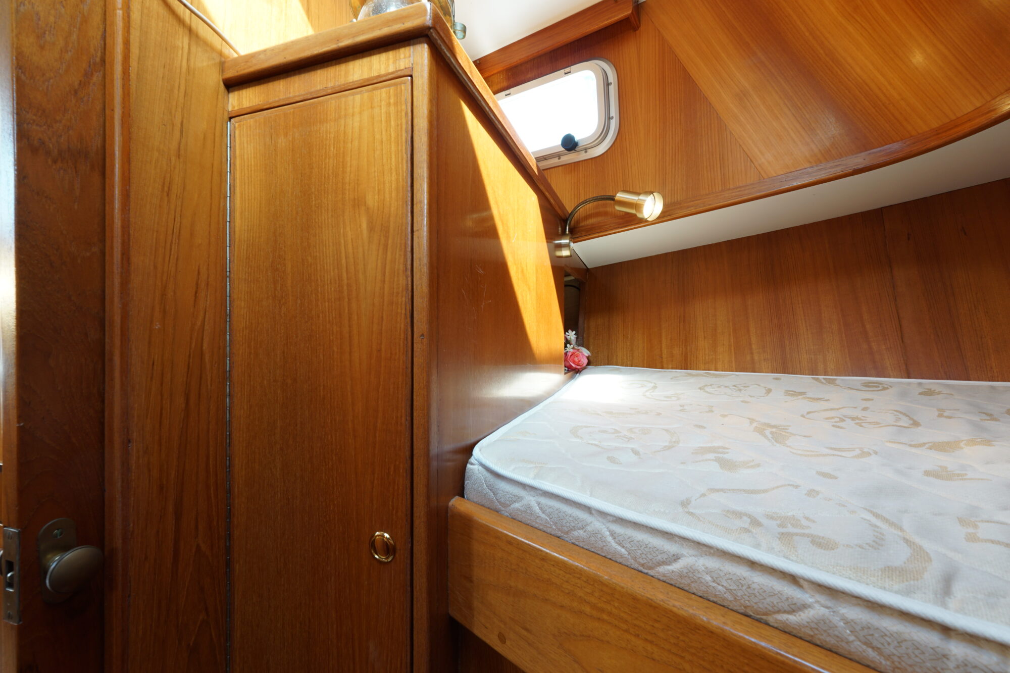 foto: 57 Flevo Flevo Spiegelkotter 12.50 AK Cabrio