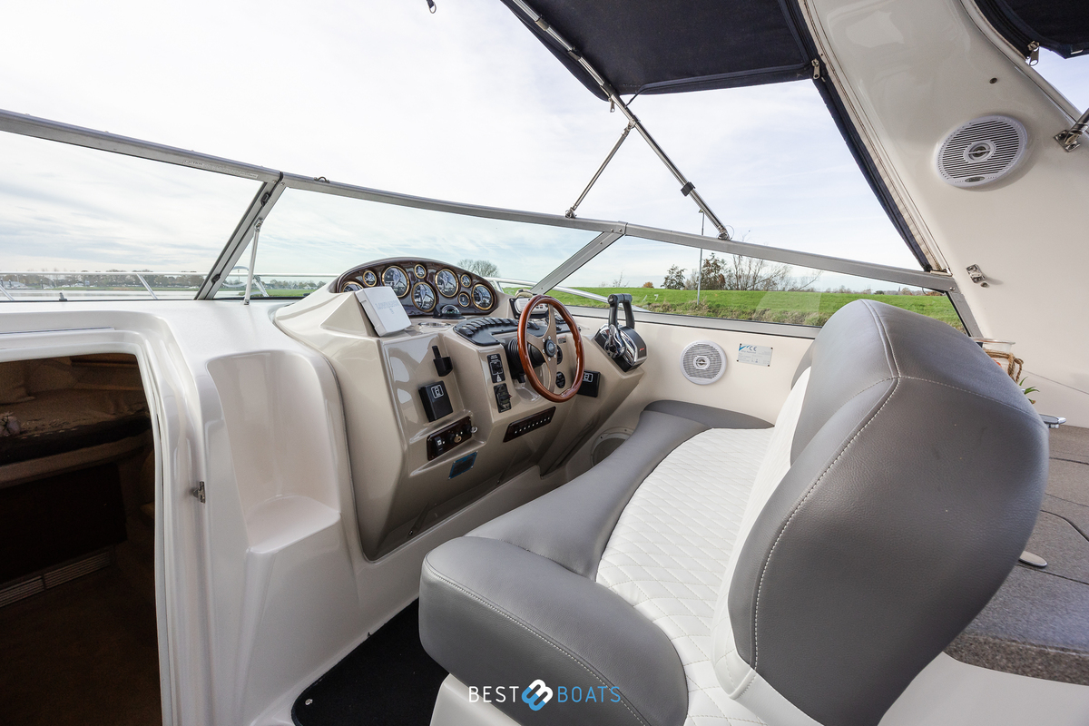 foto: 36 Rinker 342 Fiesta Vee