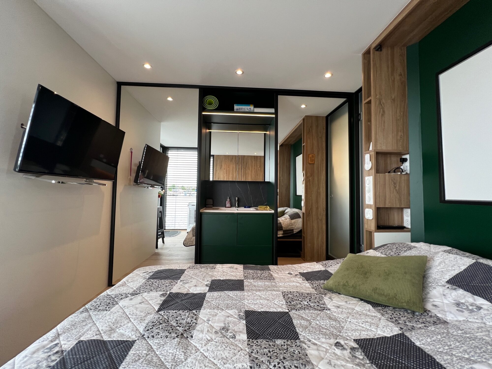 foto: 64 My Dream My Dream Houseboat 15.00