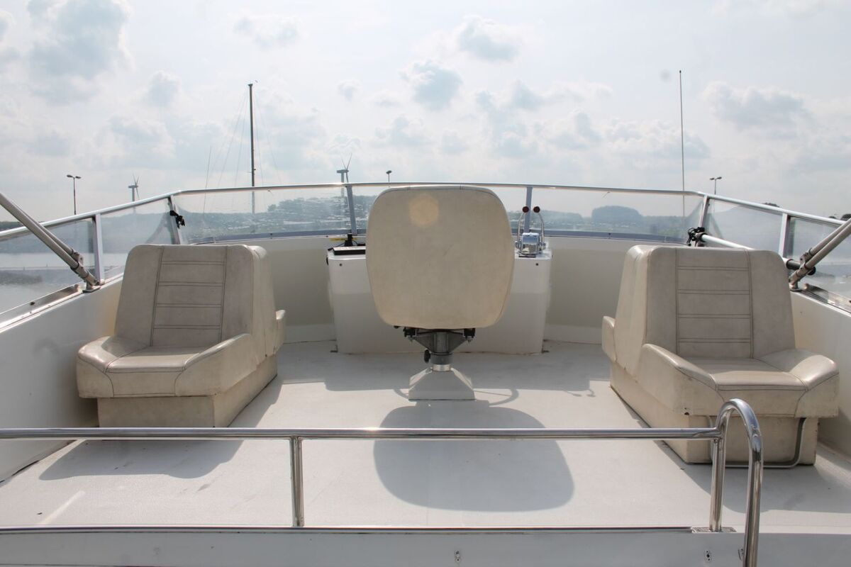 foto: 27 Neptunus 133 Flybridge