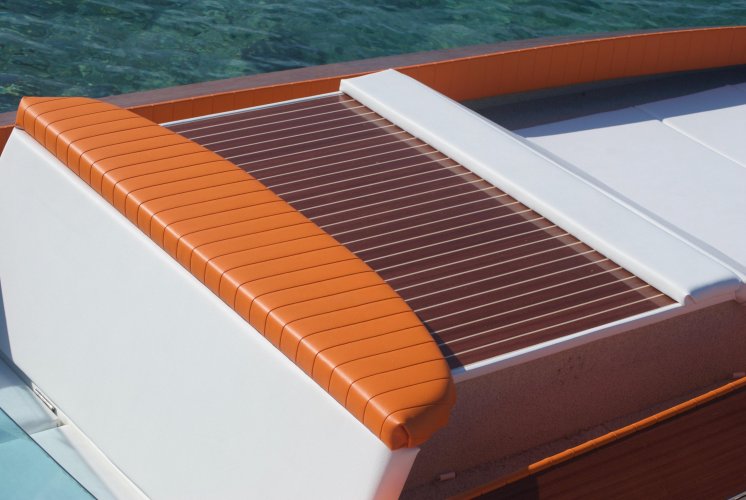 foto: 7 Runabout Liso Barca