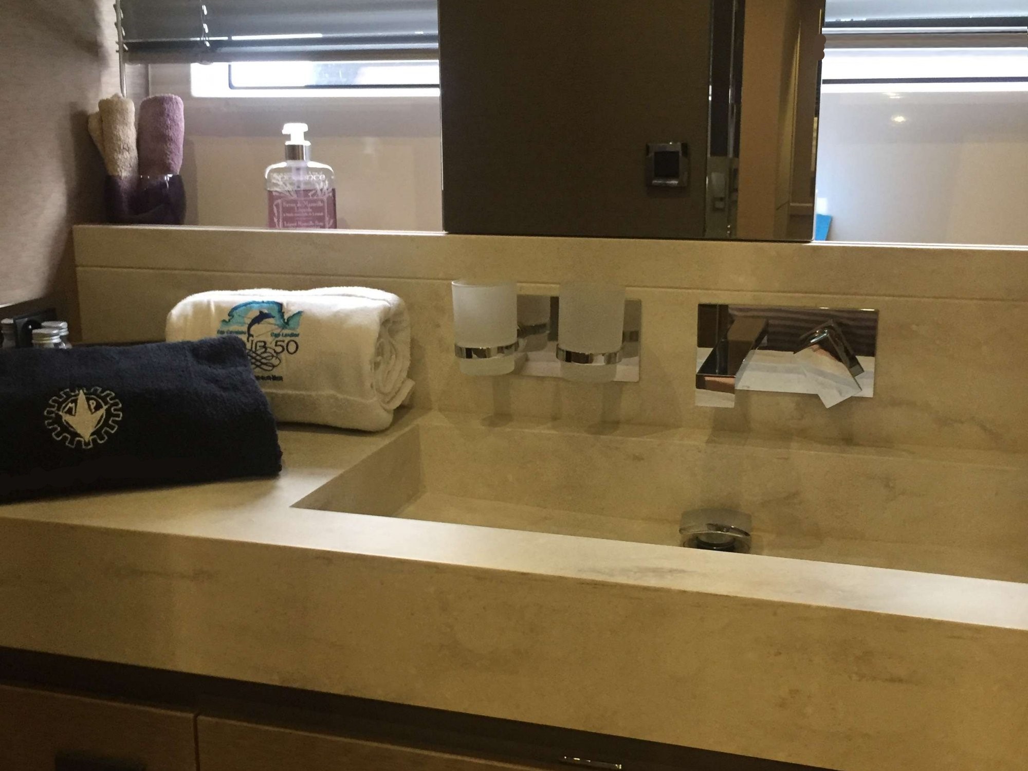 foto: 25 Prestige 680 Fly