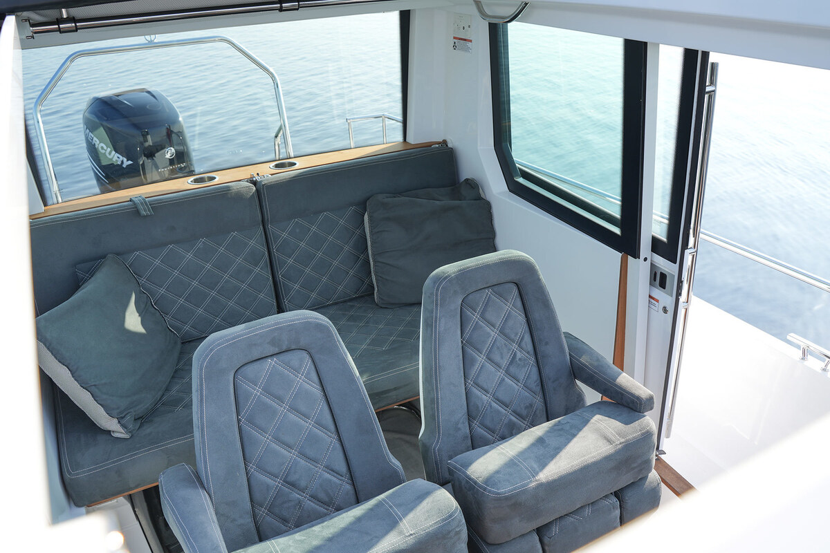 foto: 41 Axopar 28 Cabin - AC