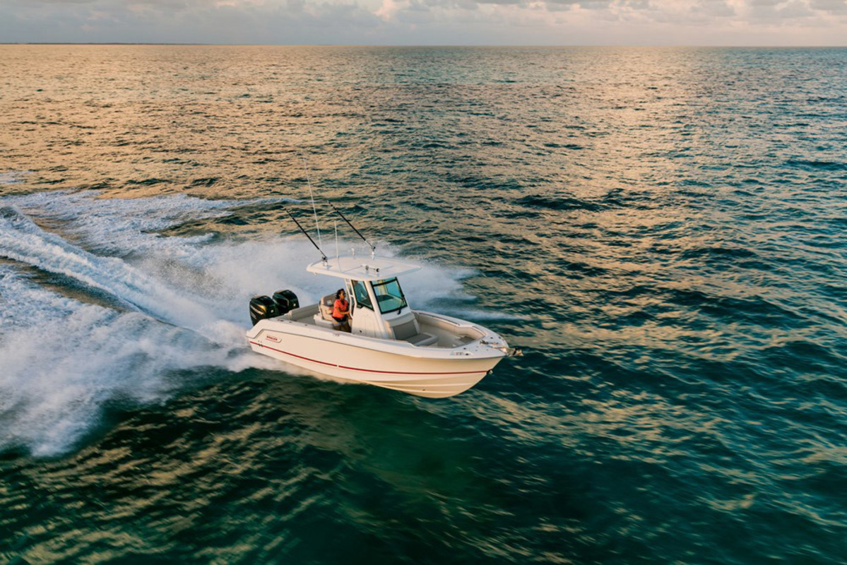 foto: 6 Boston Whaler 250 Outrage