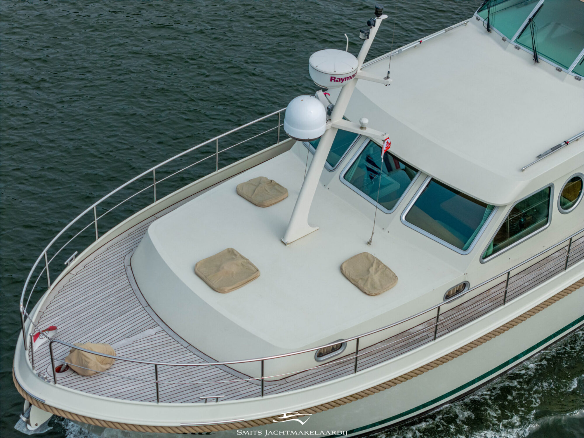 foto: 86 Linssen Linssen Grand Sturdy 43.9 AC