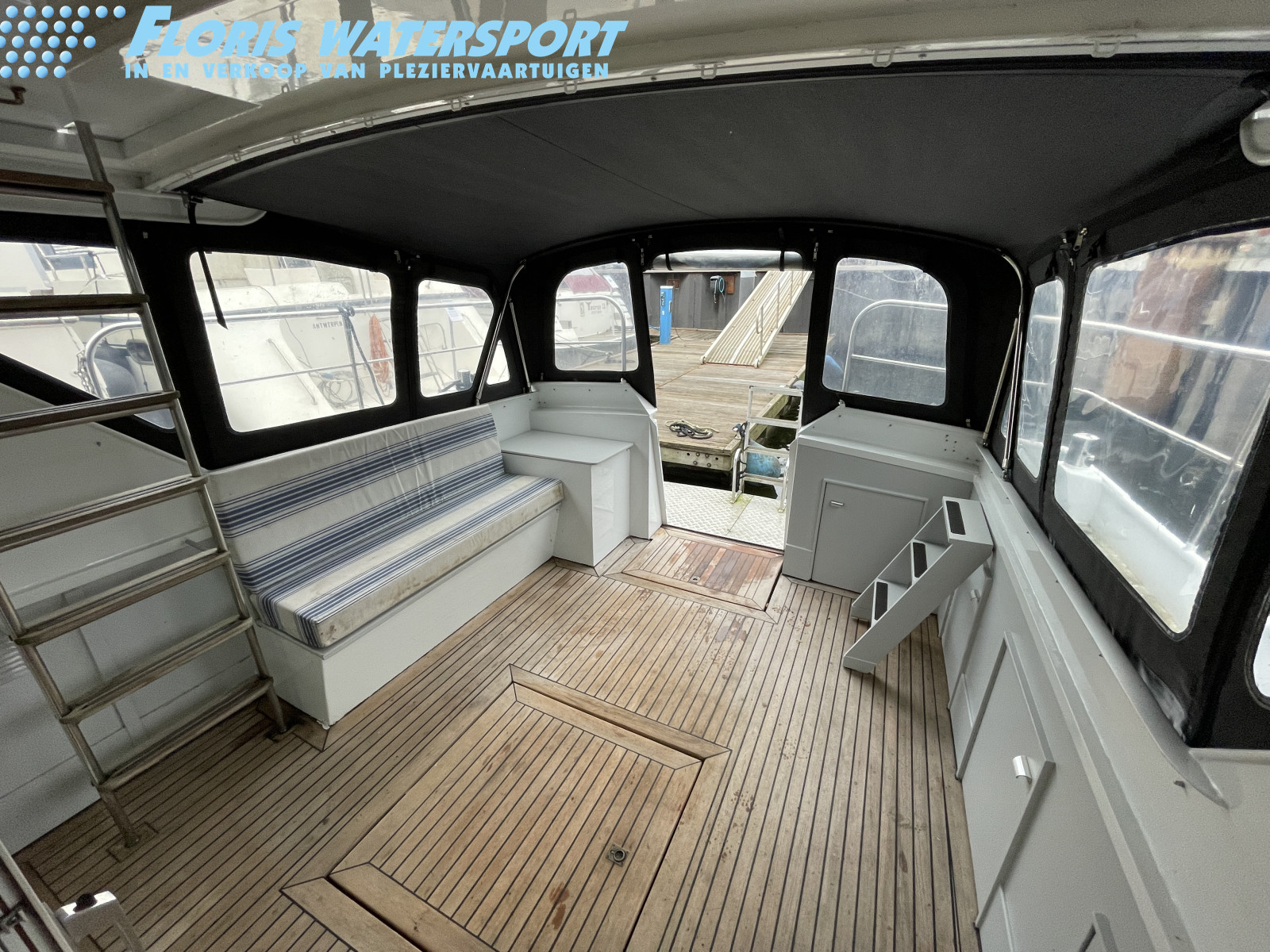 foto: 17 Valkkruiser 1200 Flybridge