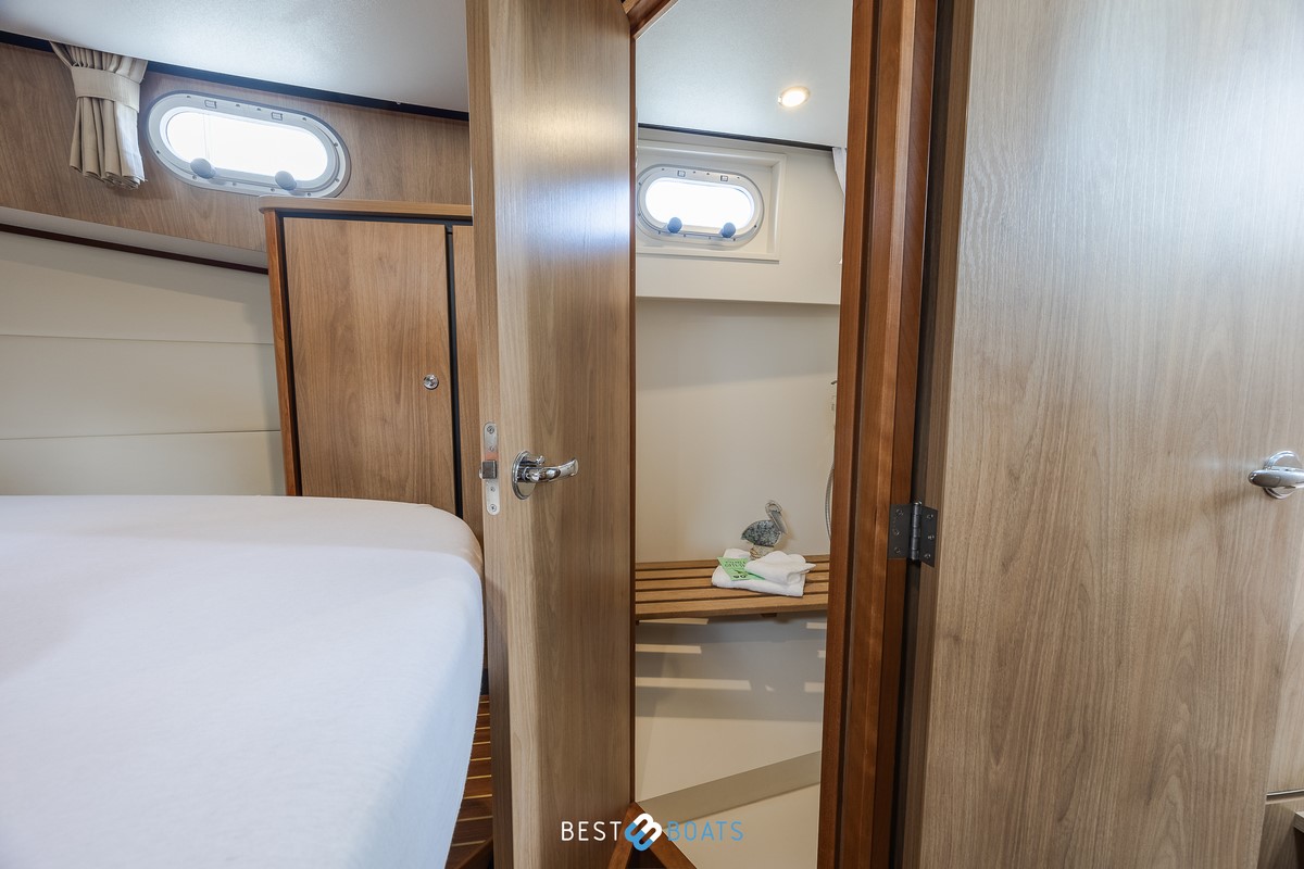 foto: 32 Linssen Grand Sturdy 35.0 AC