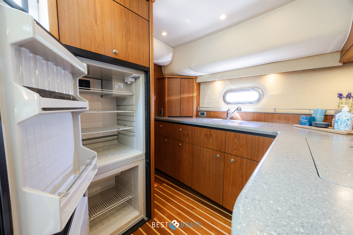 foto: 43 Tiara 4300 Sovran