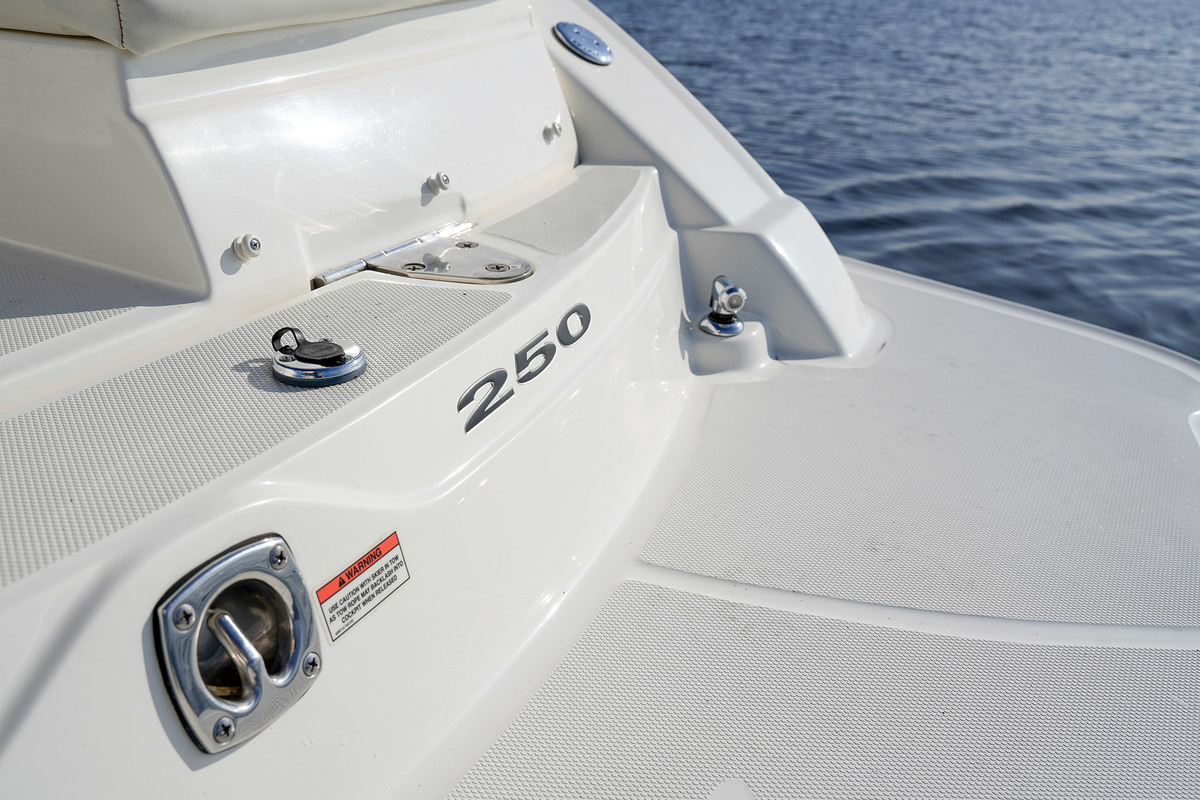 foto: 27 Sea Ray 250 SLX