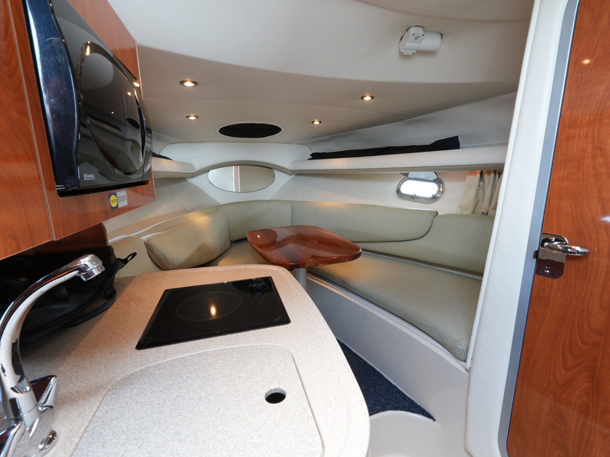 foto: 34 Four Winns Four Winns 248 Vista