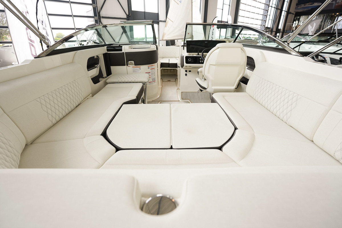 foto: 92 Sea Ray SLX 250