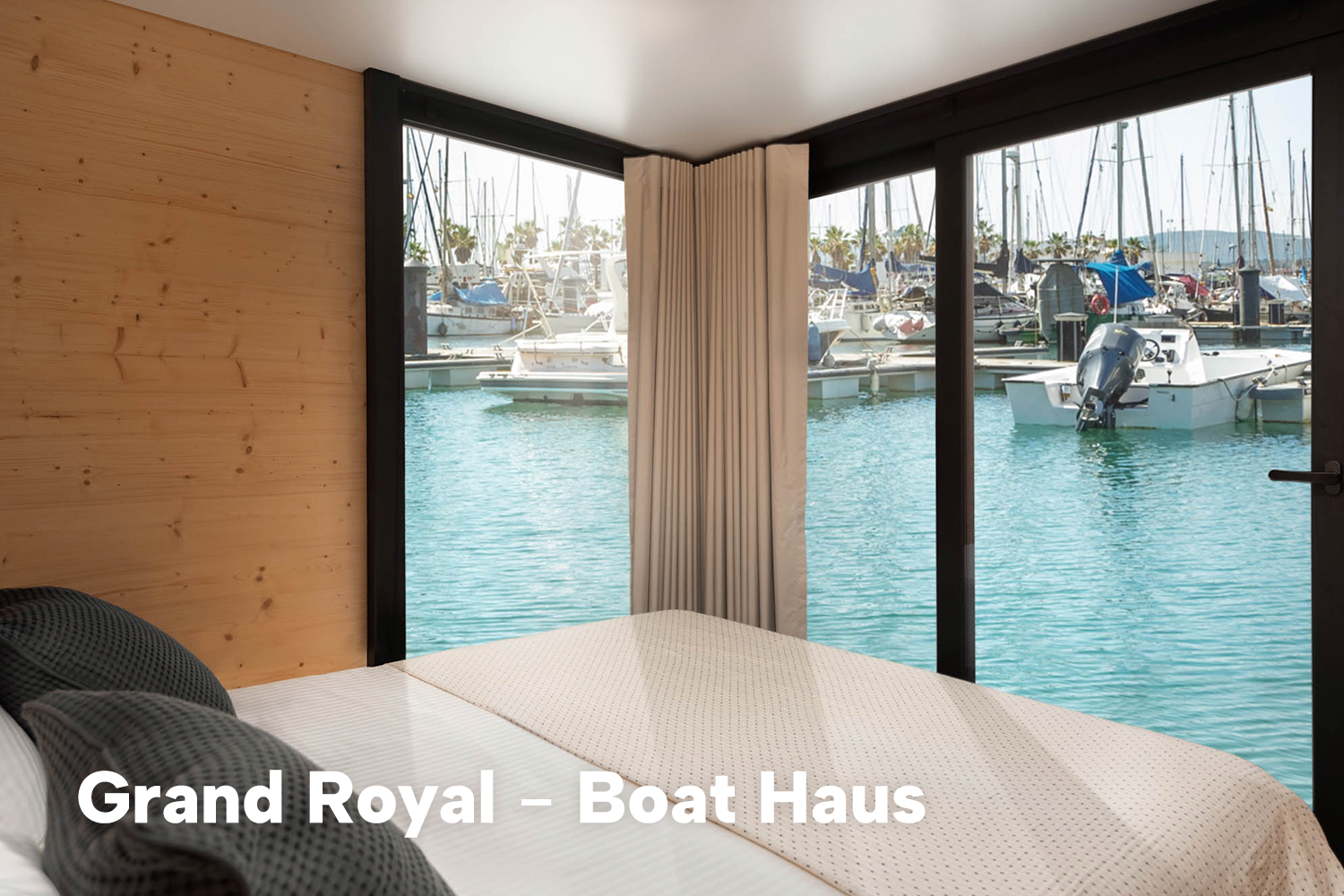 foto: 10 Boat Haus Mediterranean 12X4,5 ROYAL Houseboat