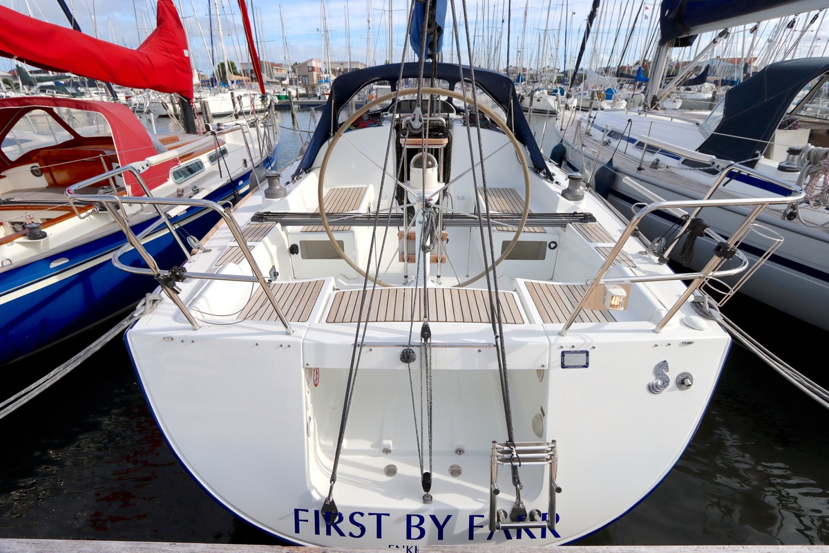 foto: 60 Beneteau  First 36.7 Performance uitvoering