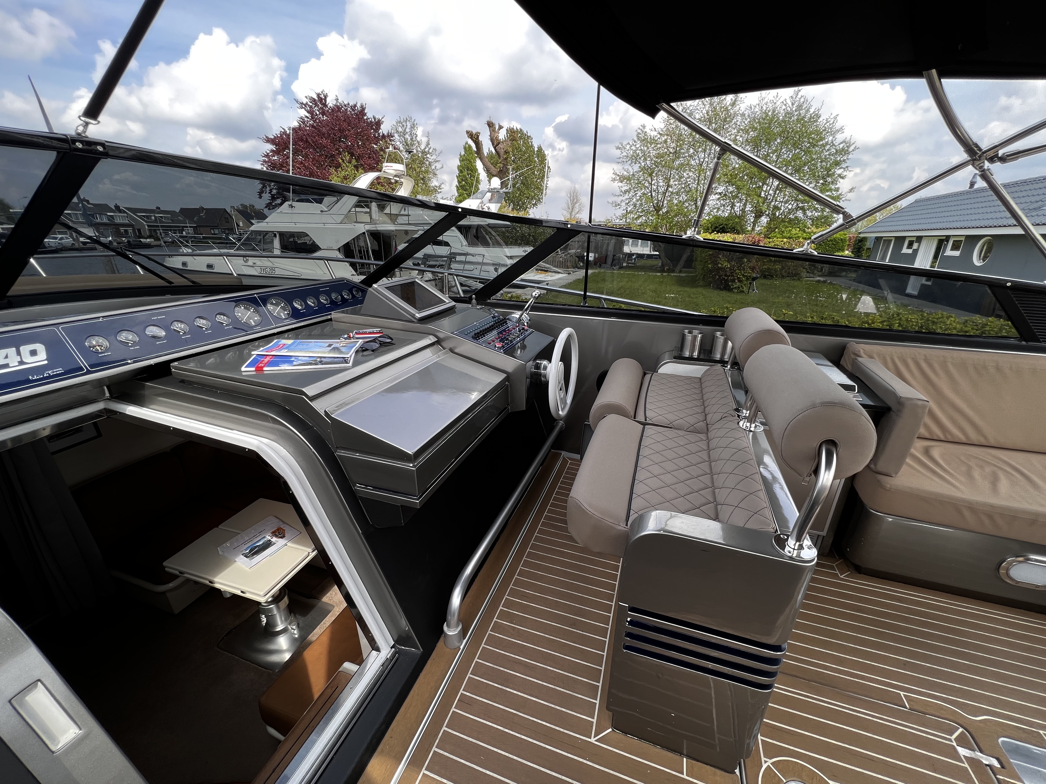 foto: 28 Pershing 40
