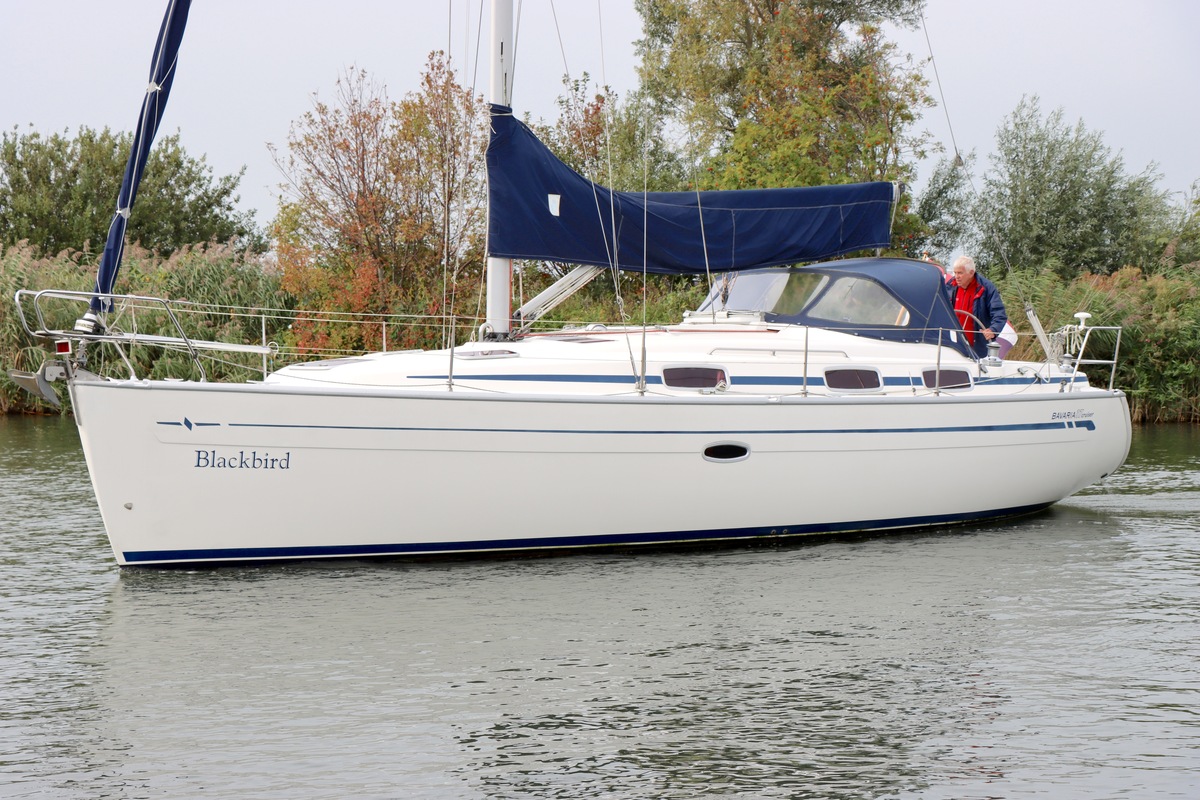 hoofdfoto: 1 Bavaria  37-2 C