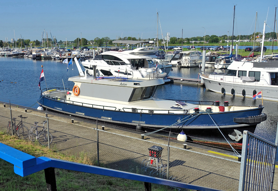 foto: 51 ex Patrouille vaartuig / Varend Woonschip 18.26 met UBC
