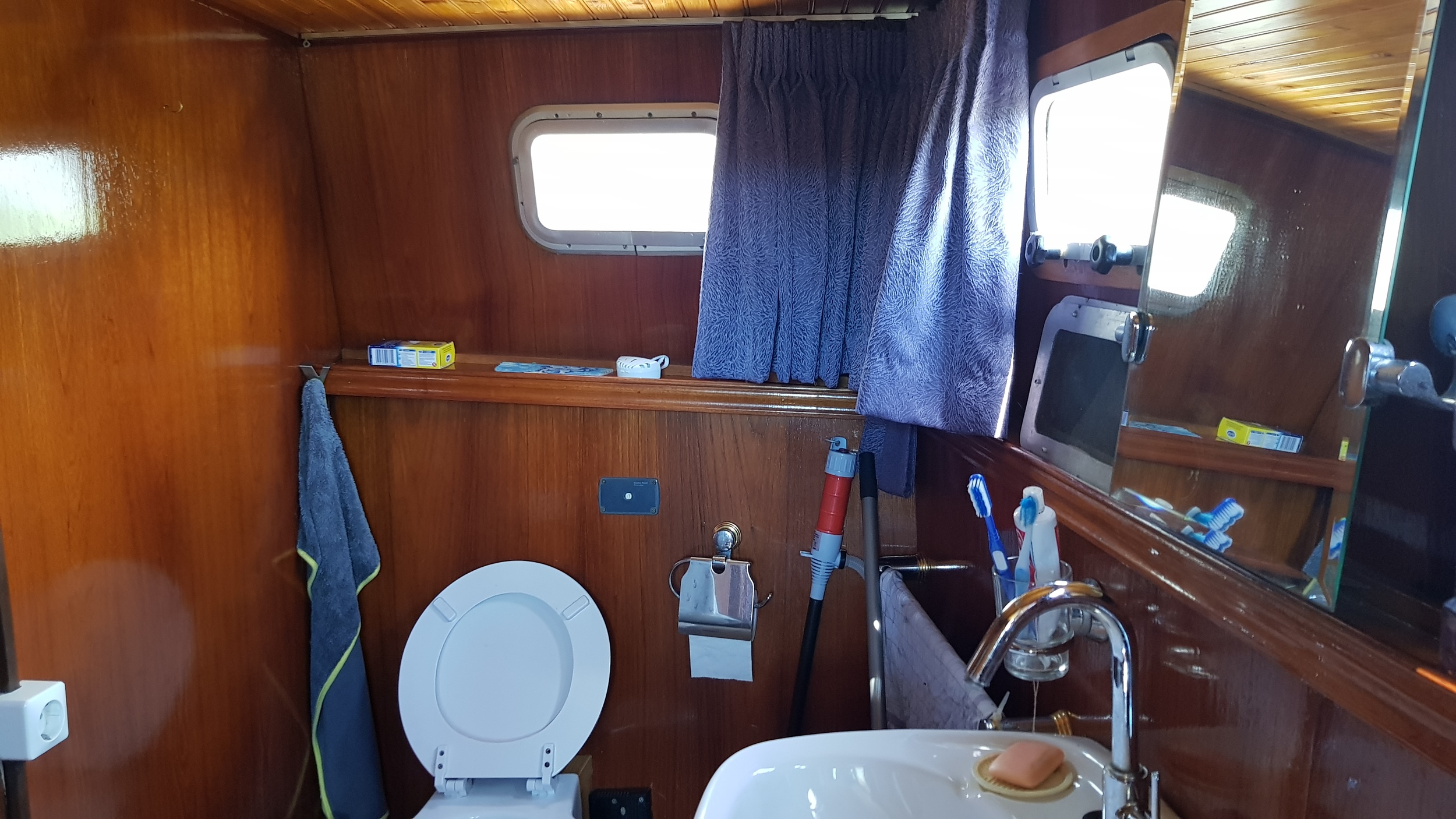 foto: 48 Vechtkruiser 1060 AK