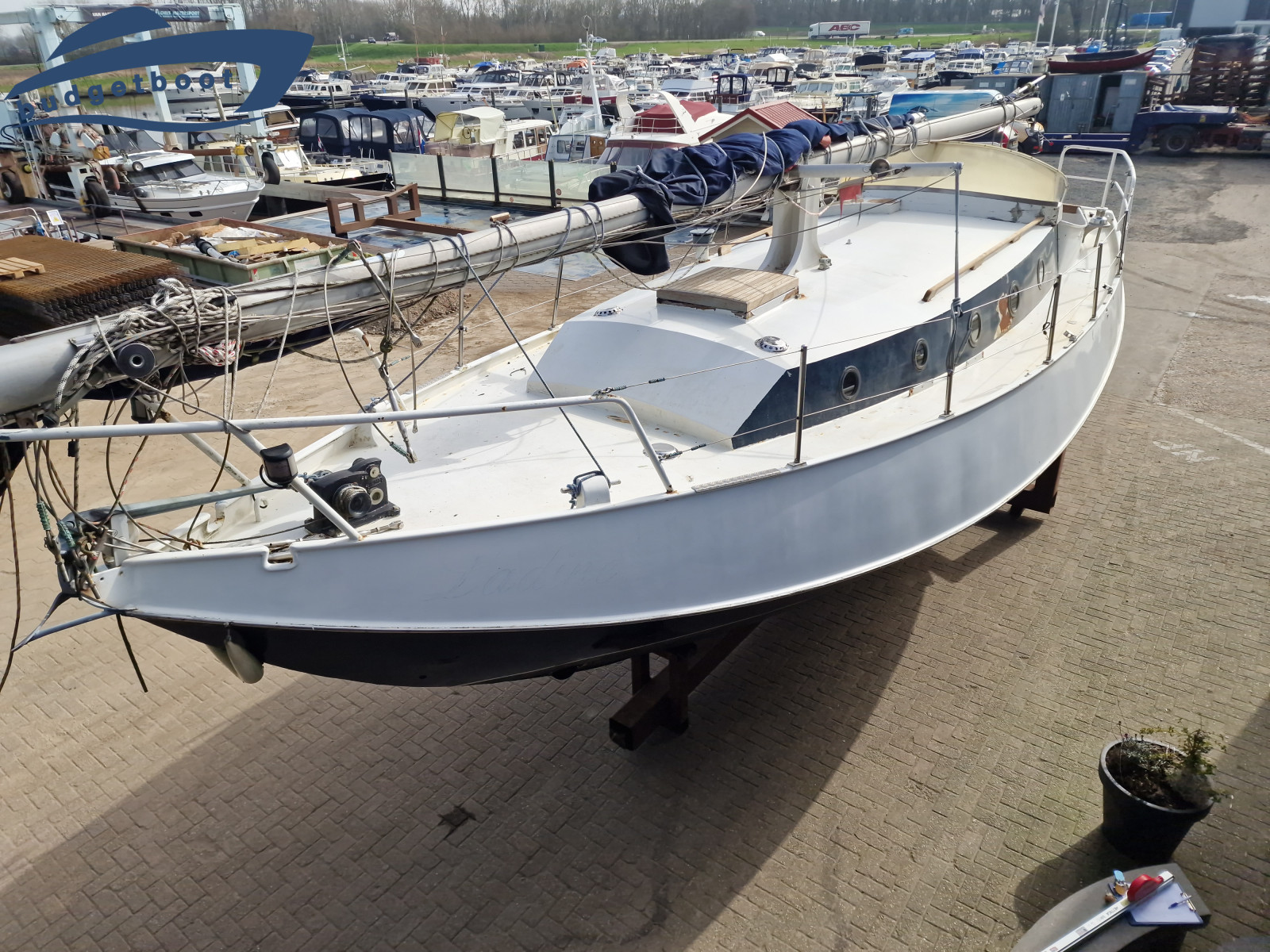 foto: 16 Stalen zeilboot 1100