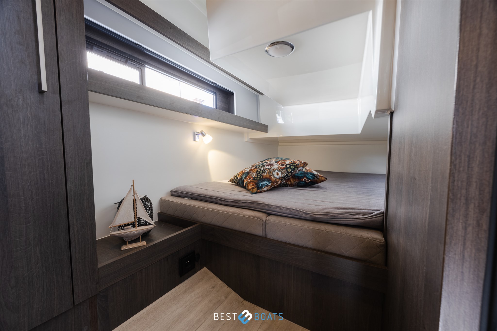 foto: 42 Cobra Yachts Futura 36 Premium Fly