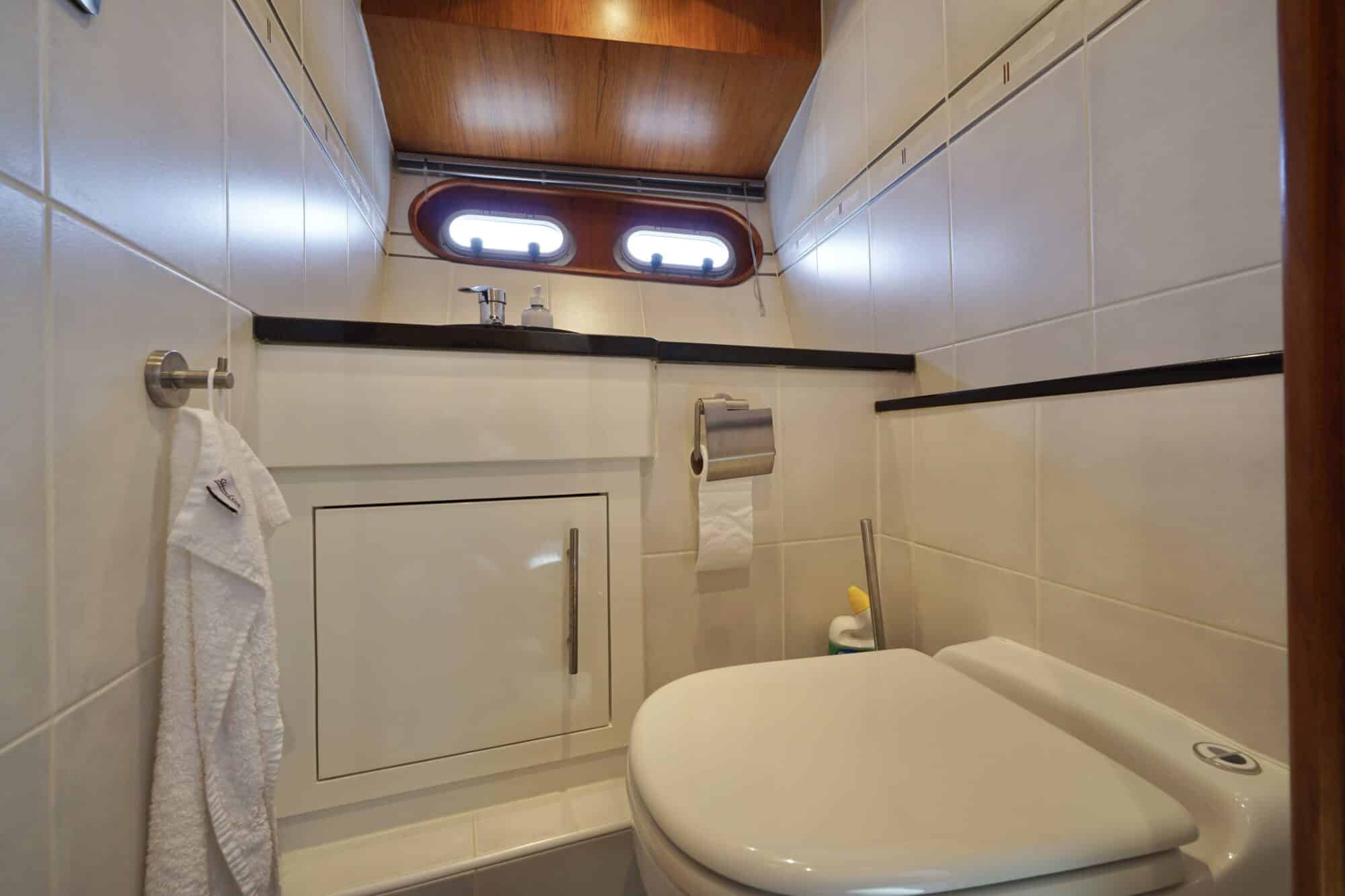 foto: 80 Van den Hoven Van den Hoven Exclusive 18.00 VS