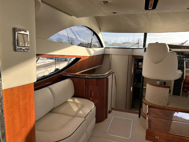 foto: 22 Fairline  Phantom 43
