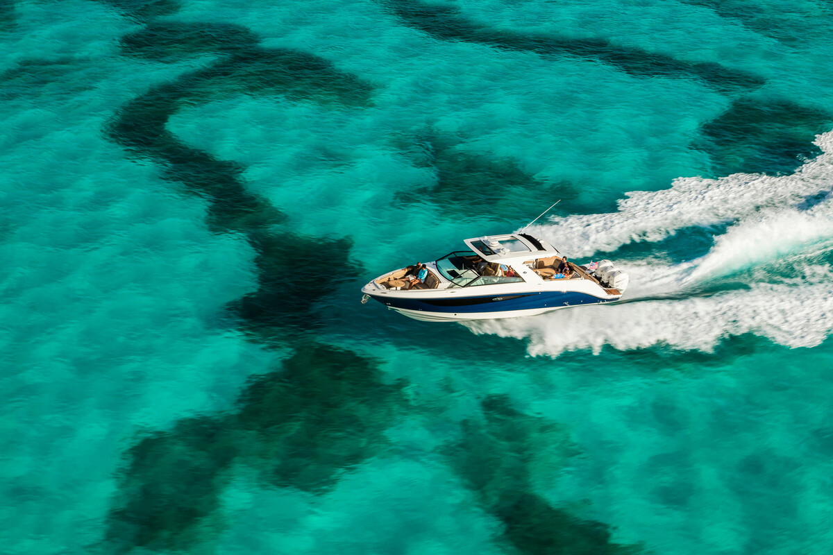 foto: 33 Sea Ray SLX 400 Outboard