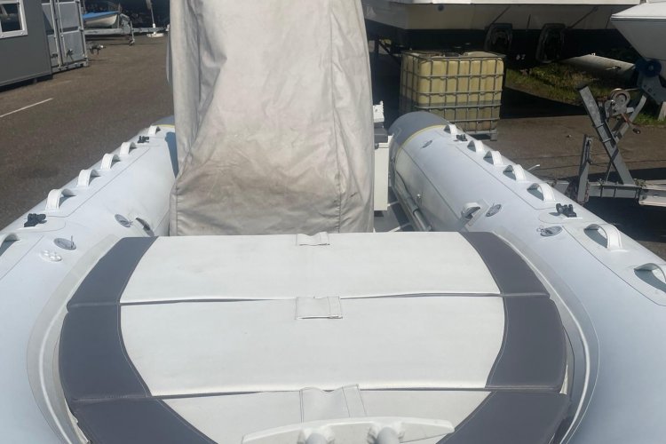 foto: 14 ZAR Mini RIB 16