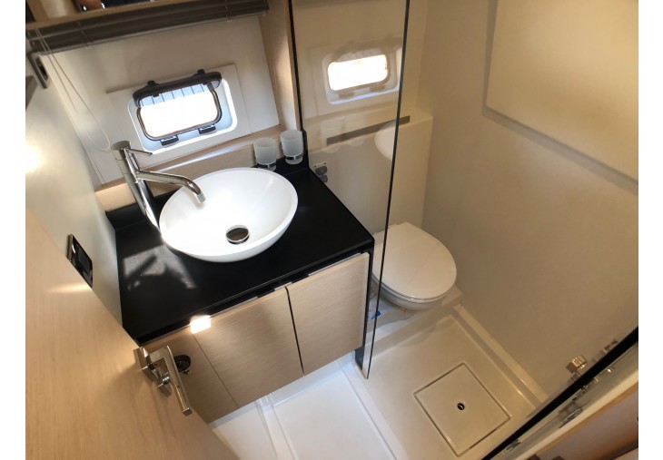 foto: 27 Prestige 420