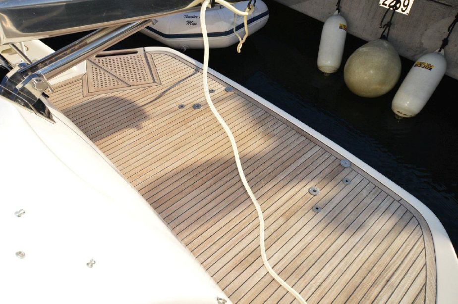 foto: 27 Azimut 52