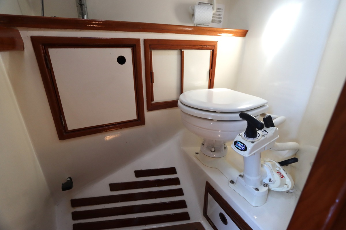 foto: 31 Holman & Pye Red Admiral 36