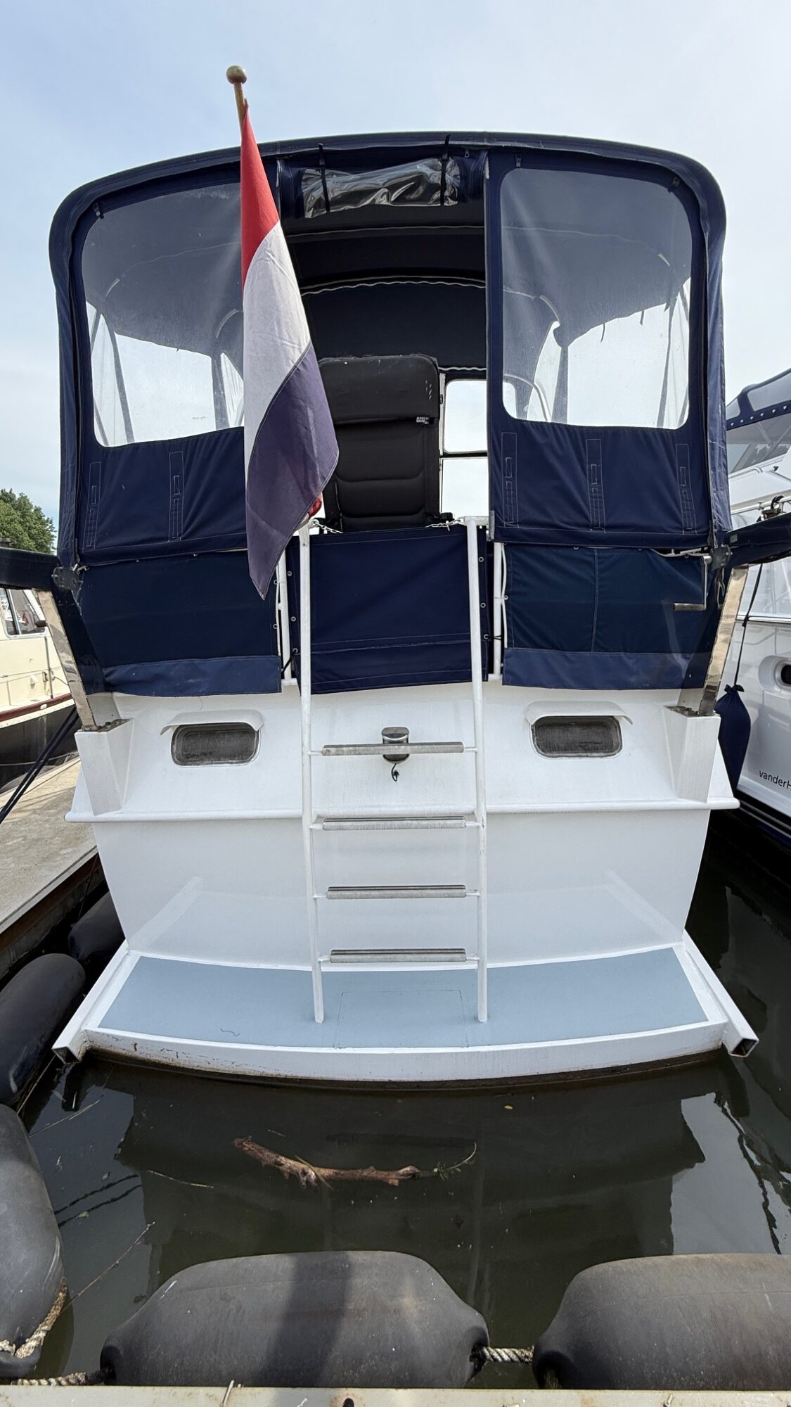 foto: 63 Pedro Pedro Kruiser 30 AK Cabrio