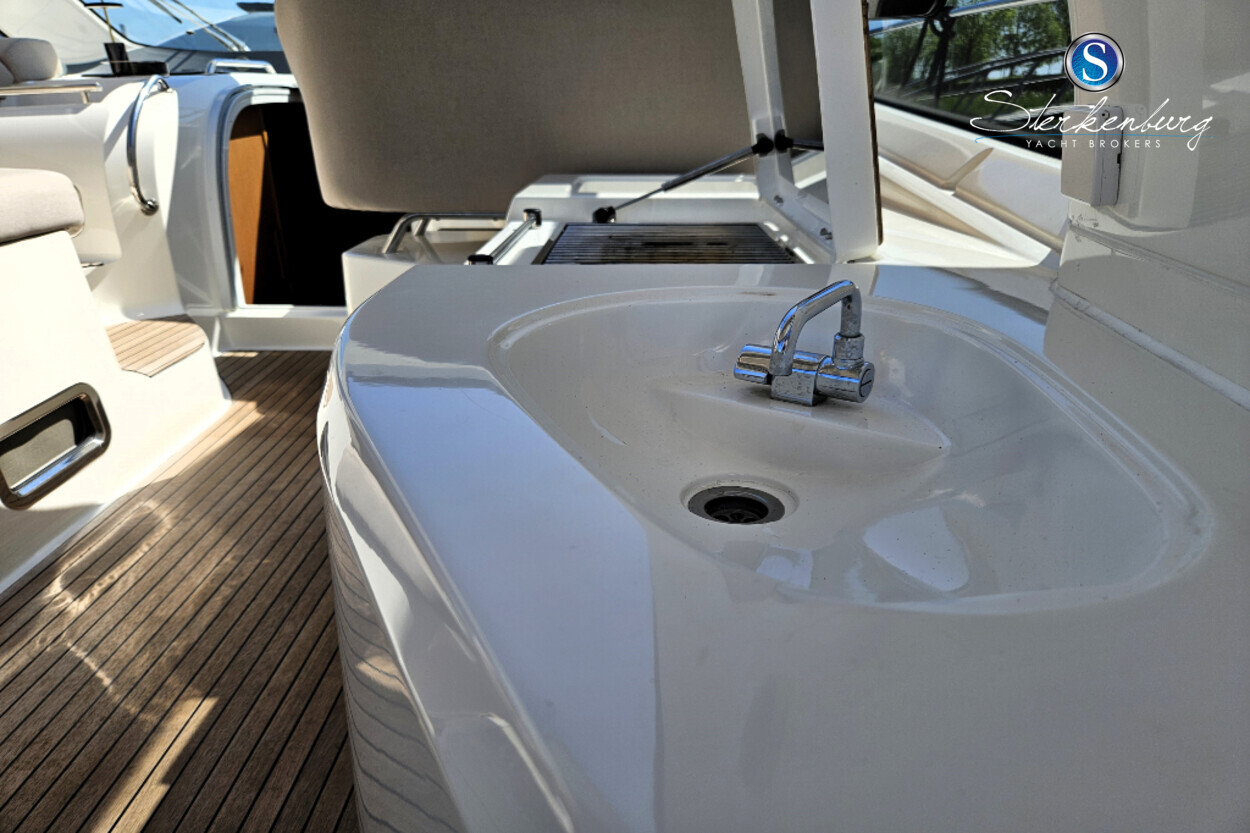 foto: 109 Bavaria 43 HT
