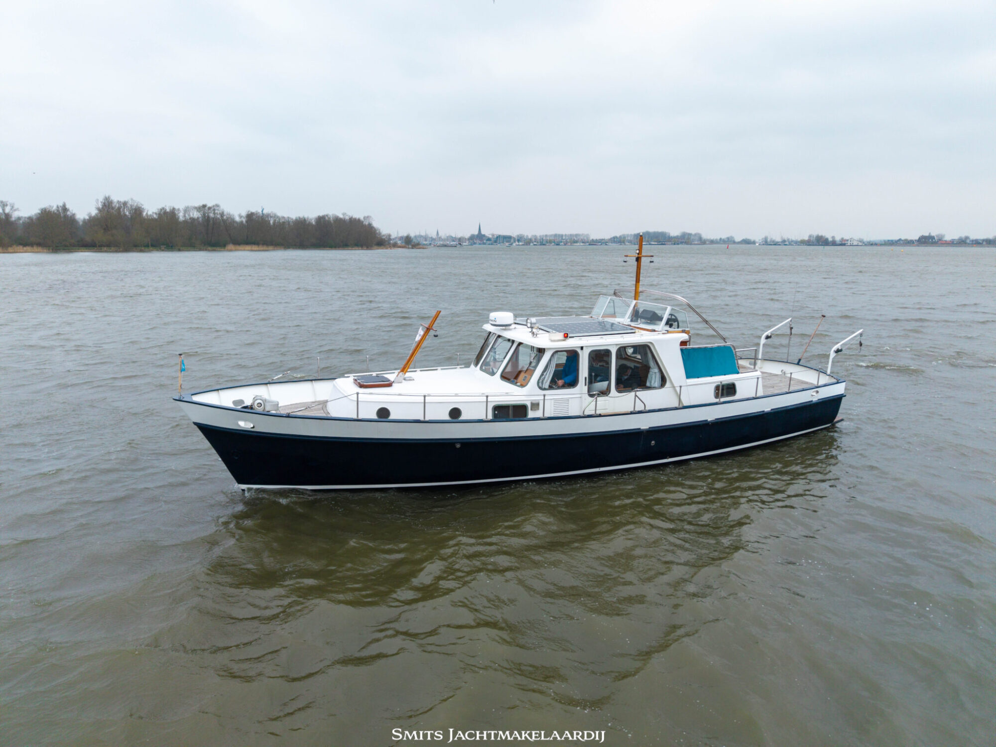 foto: 56 Koopmans Koopmans 13.85 Pilotkotter My