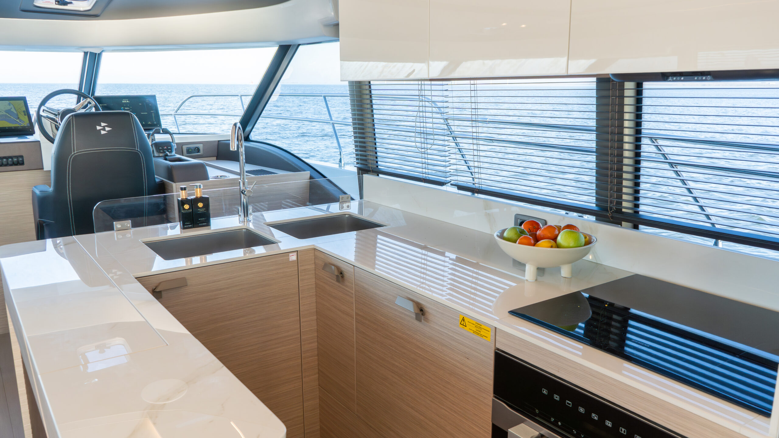 foto: 48 Prestige M48
