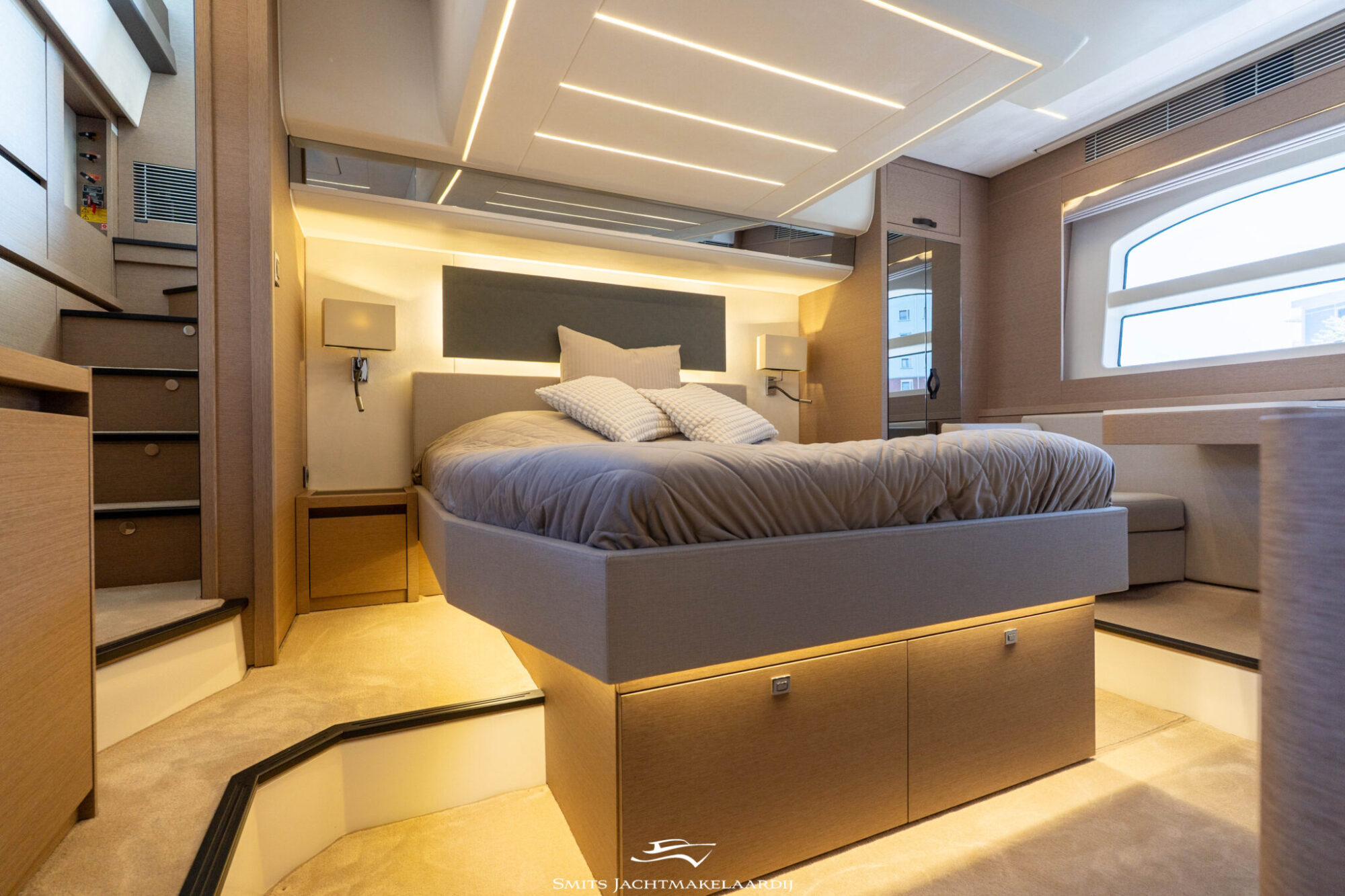 foto: 202 Prestige Prestige 590 Flybridge