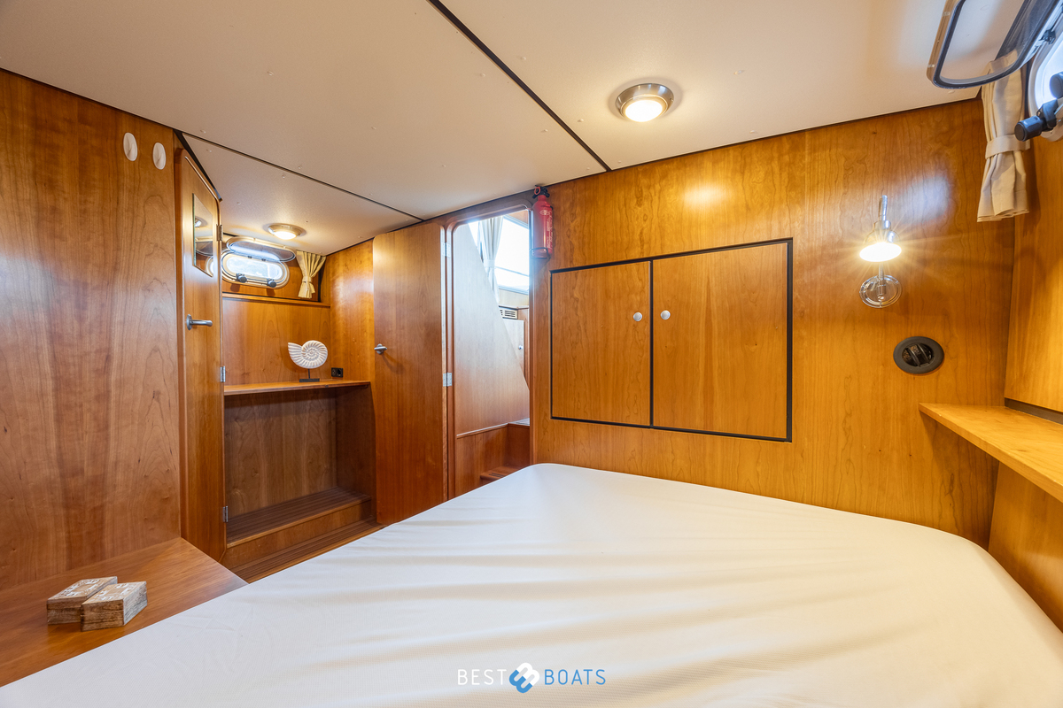 foto: 29 Linssen Grand Sturdy 33.9 AC