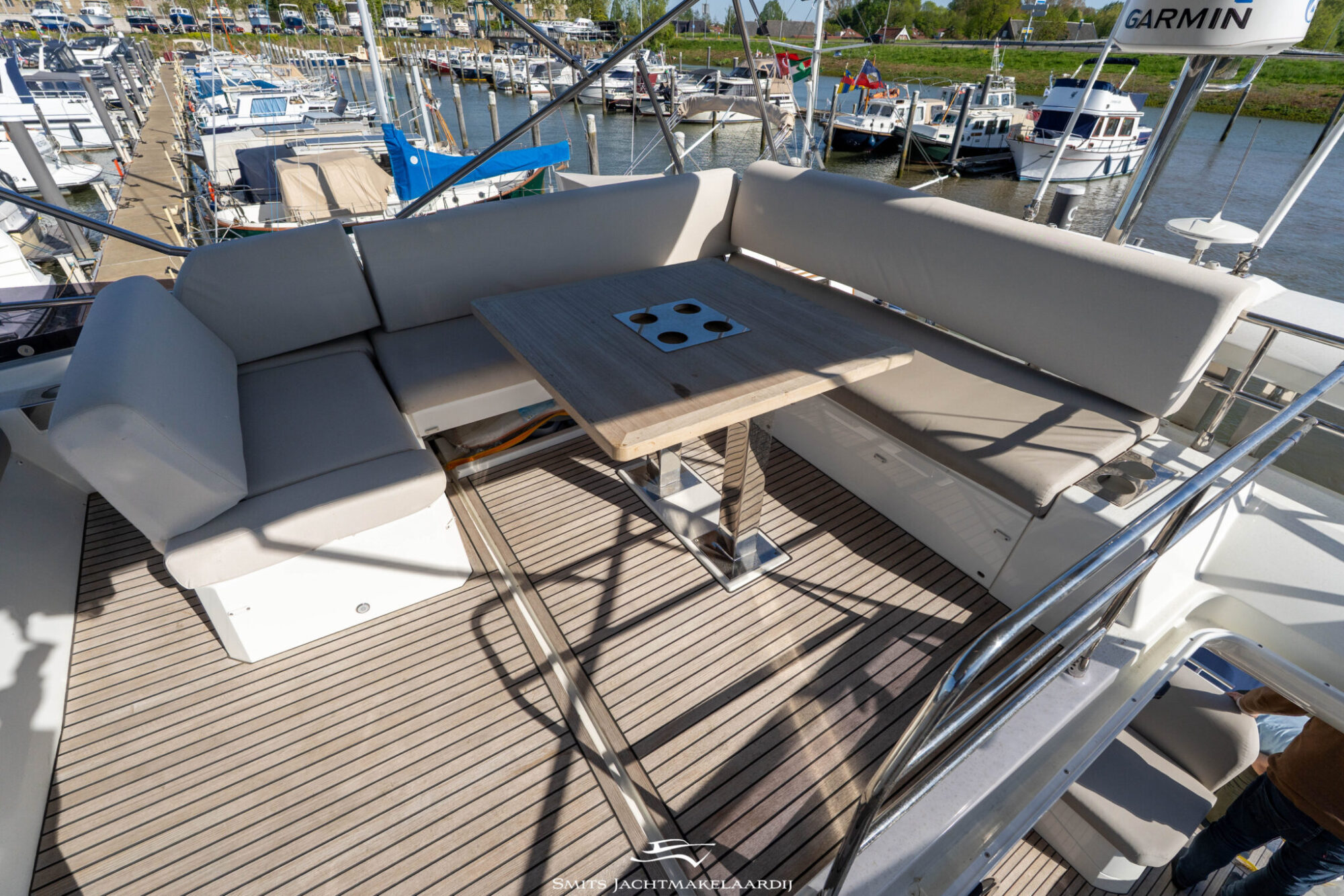 foto: 203 Prestige Prestige 590 Flybridge