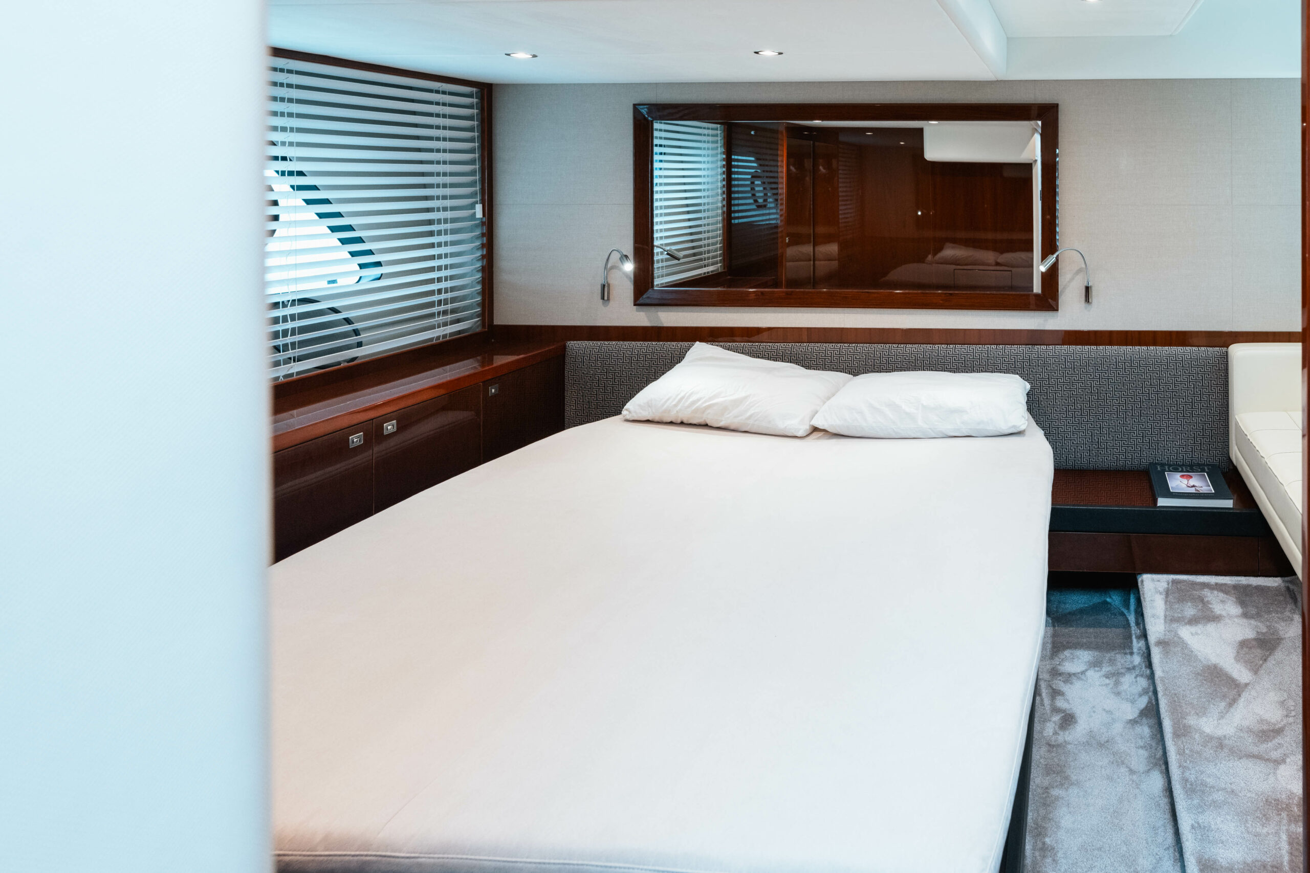 foto: 47 Princess V52