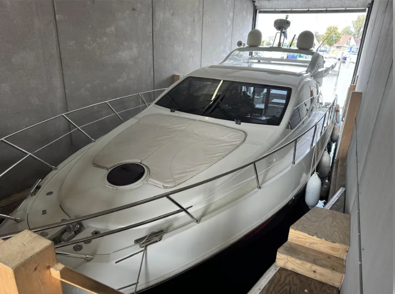 foto: 8 Azimut 43S Okometa