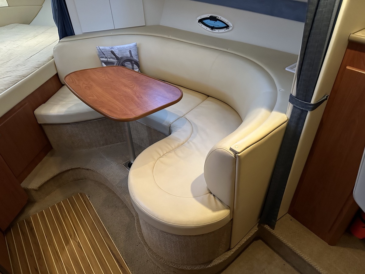 foto: 31 Bayliner 305