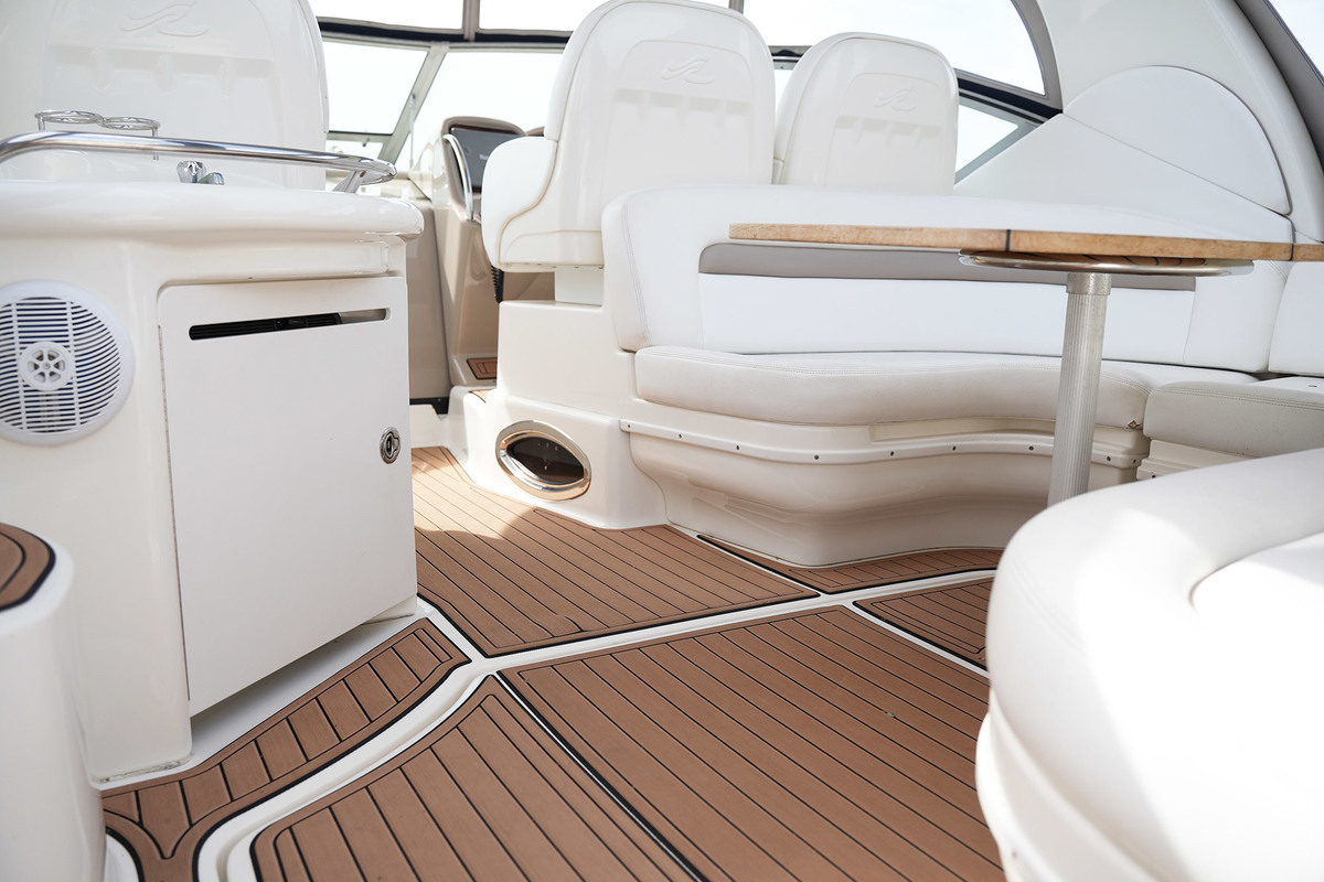 foto: 91 Sea Ray 340 Sundancer