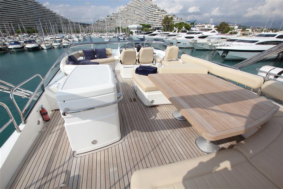foto: 24 Fairline 78