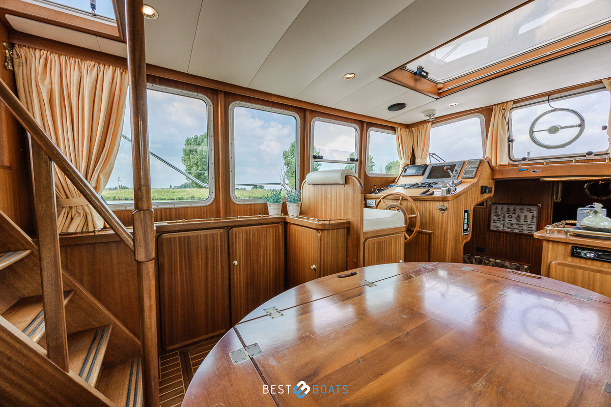 foto: 36 Linssen  Classic Sturdy 400 AC